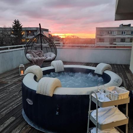 Arad Wellness Apartamento Exterior foto