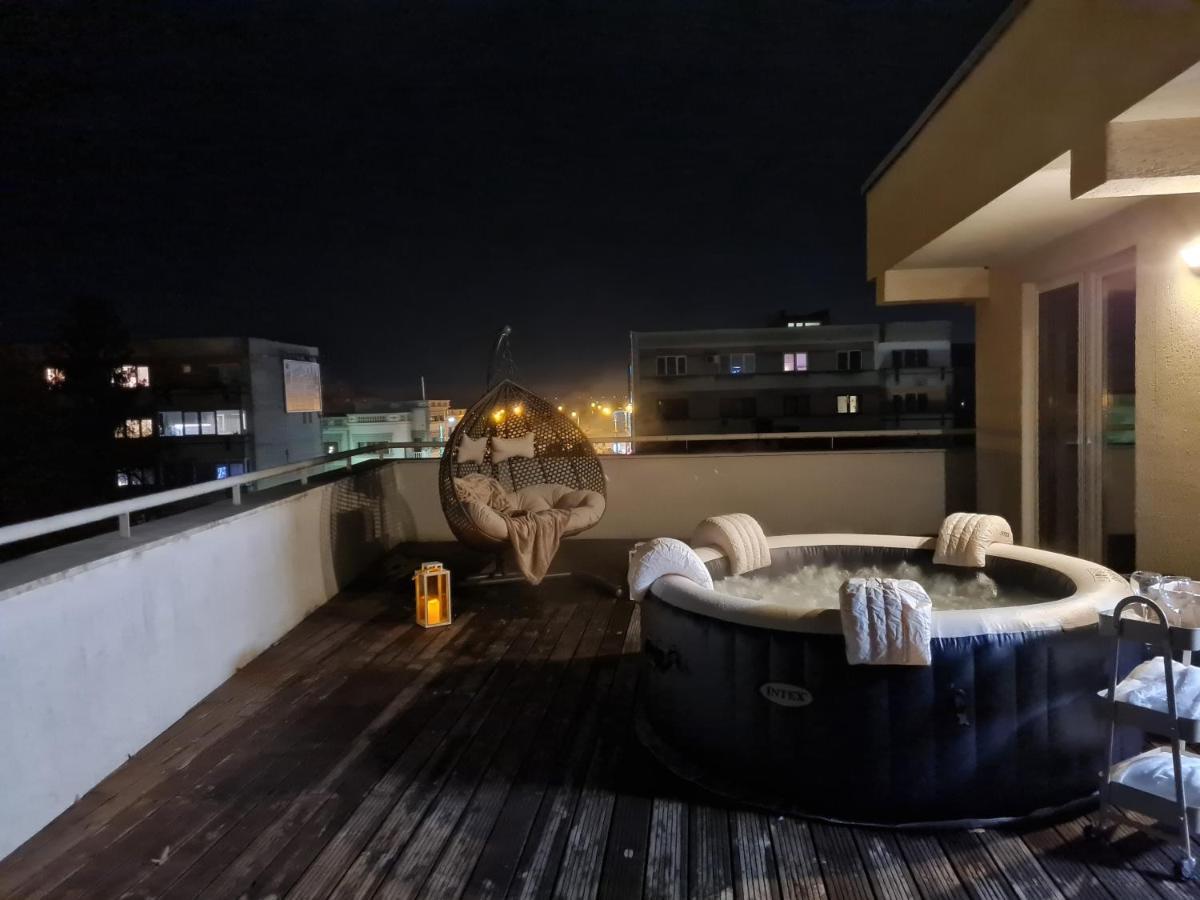 Arad Wellness Apartamento Exterior foto