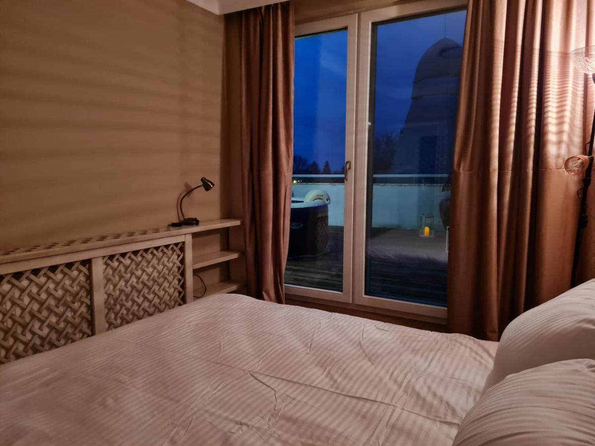 Arad Wellness Apartamento Exterior foto